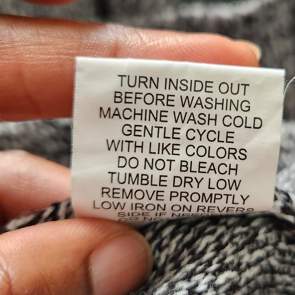 NY Collection Petite Gray&White Sweater with Fringe Short Sleeve SZ:M 24-25"PTP - Picture 6 of 6